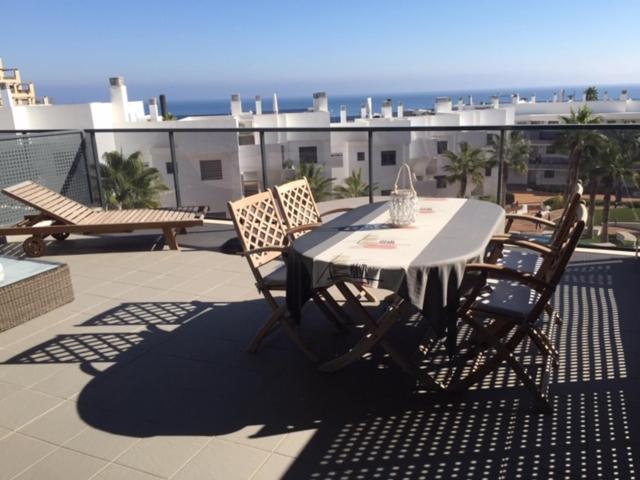 Luxury Beach Front Apartment Arenales del Sol Exterior foto